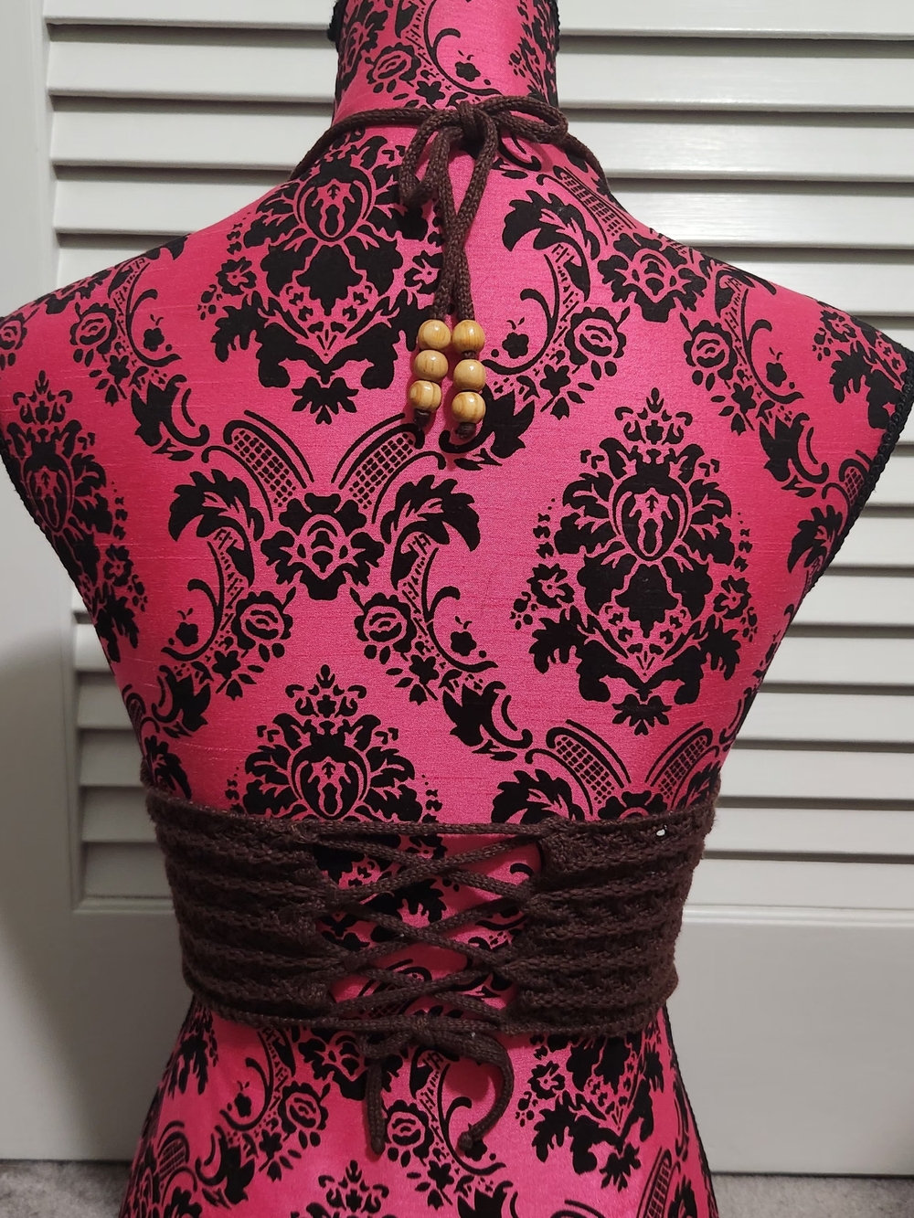 Romwe Crocheted Knit Halter Crop Top - Picture 5 of 13